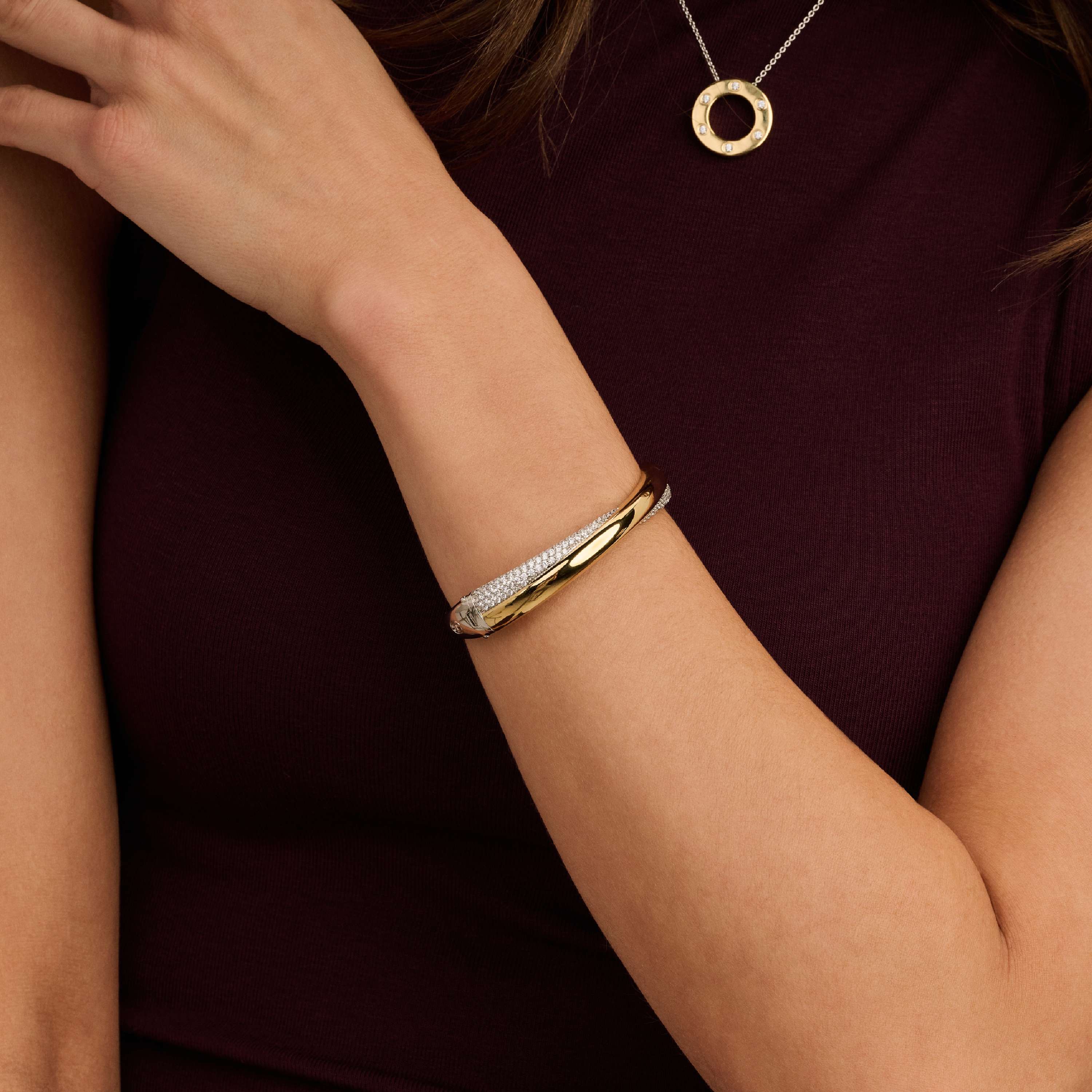 Bold Zirkonia Crossover Bangle - Image 6