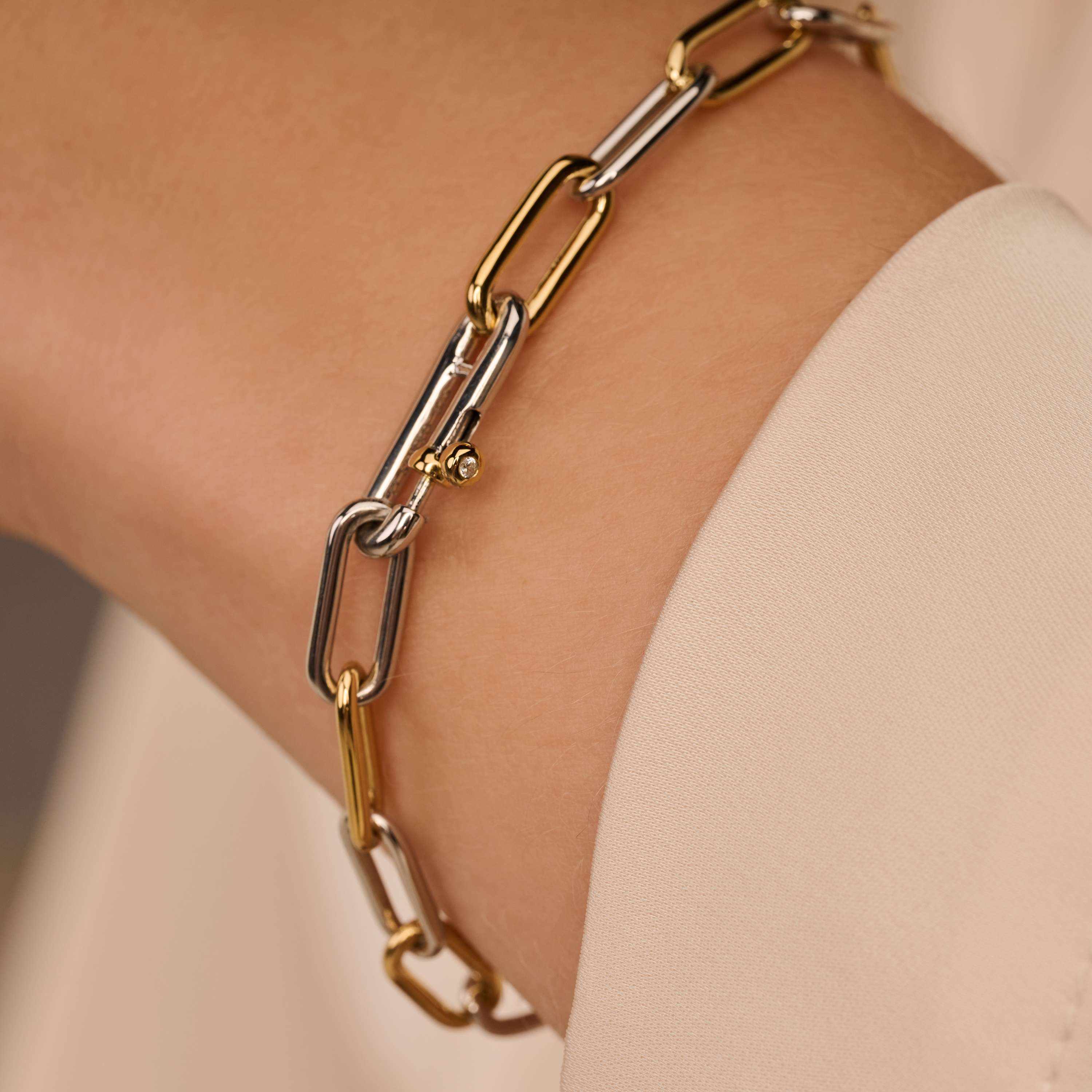 Closed Forever Schakel Armband - Image 6