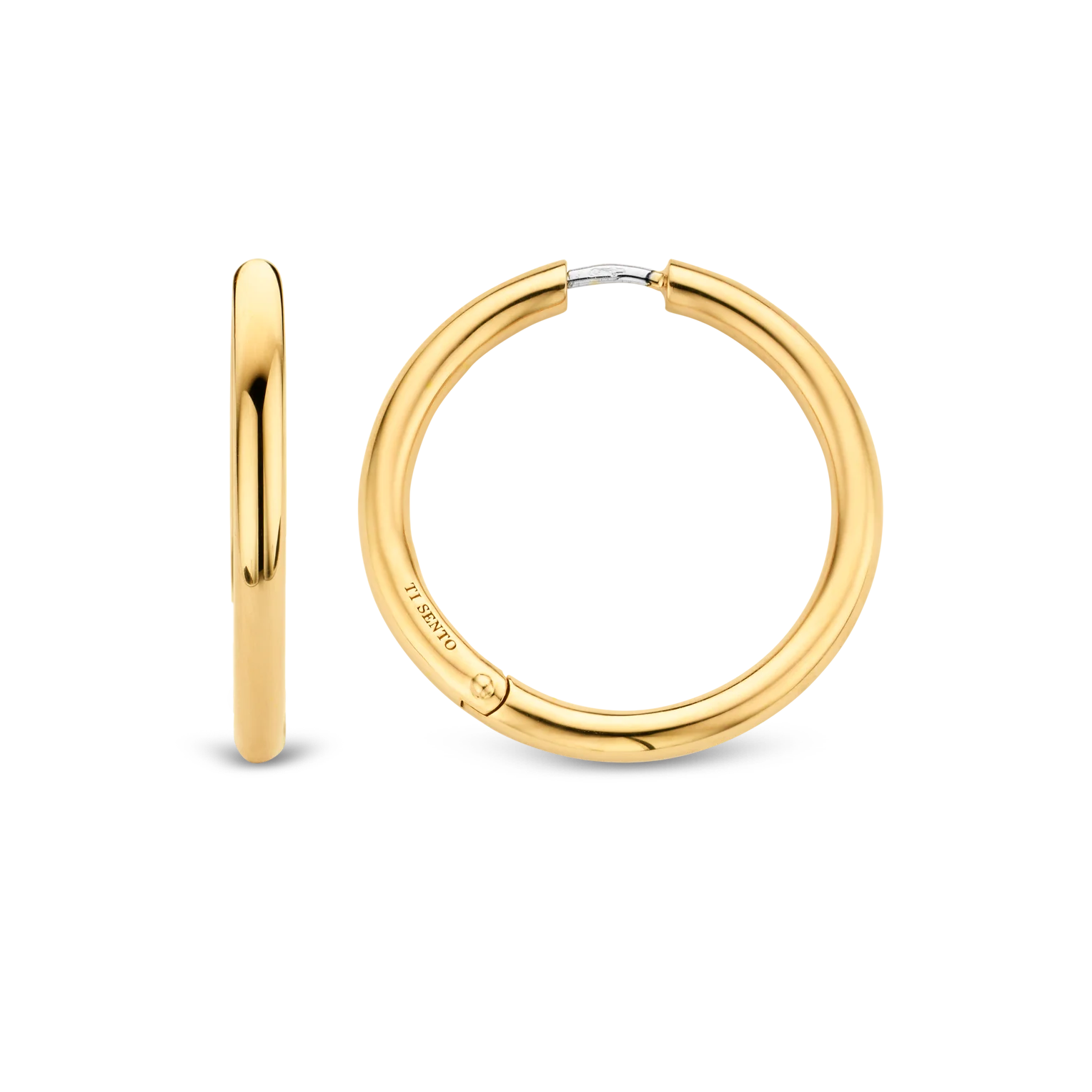 Classic Goudkleurige Oversized Hoops 30mm - Image 3