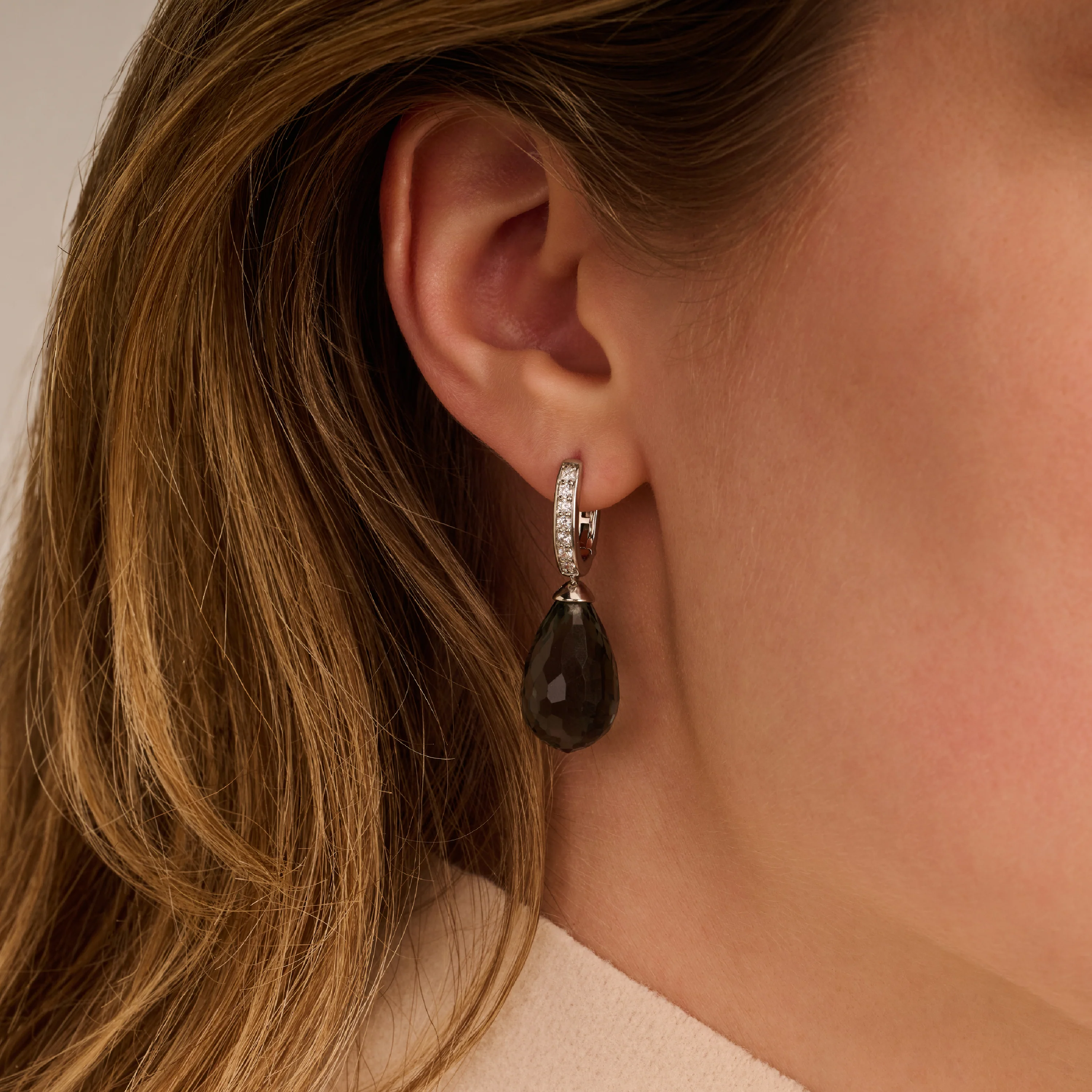 Lange oorbellen met luxe steen - Image 3