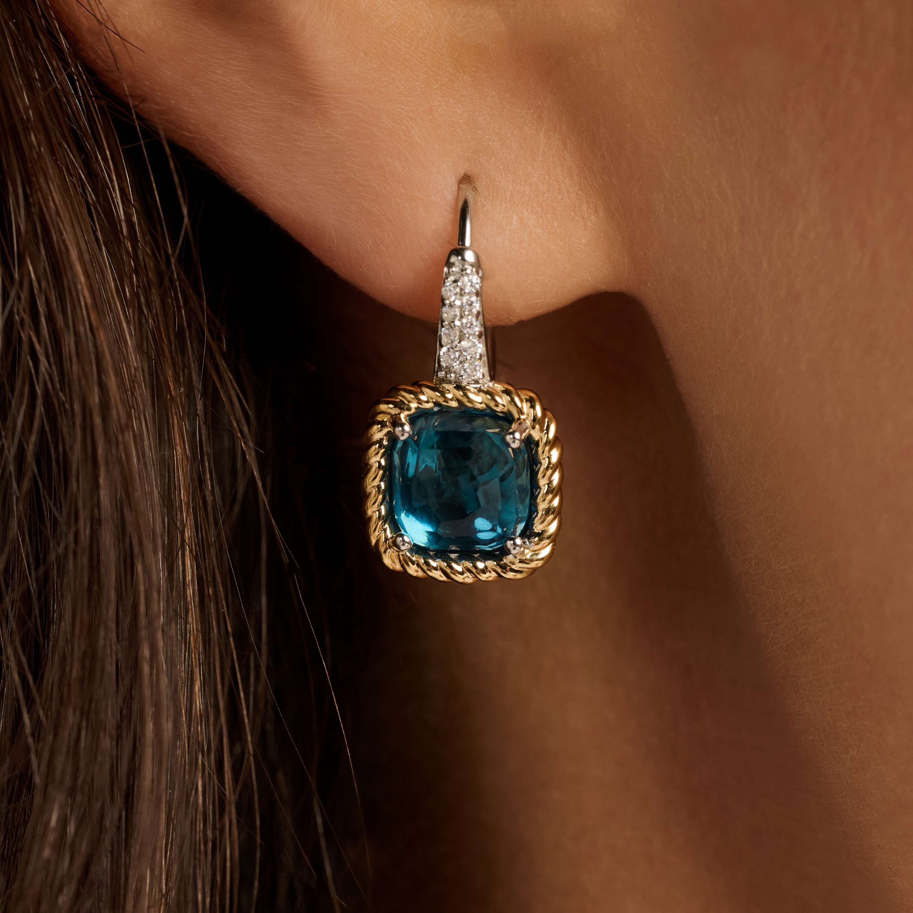 Blauwe Zirkonia Cushion Hoops - Image 6