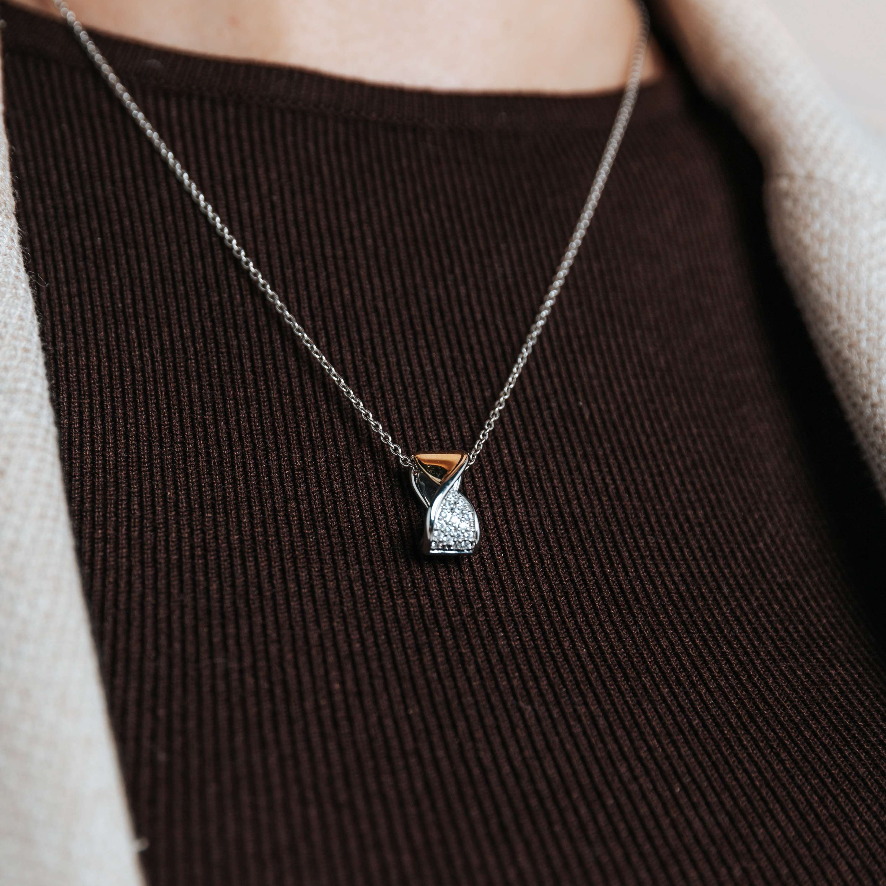 Twisted Zirkonia Ketting - Image 5