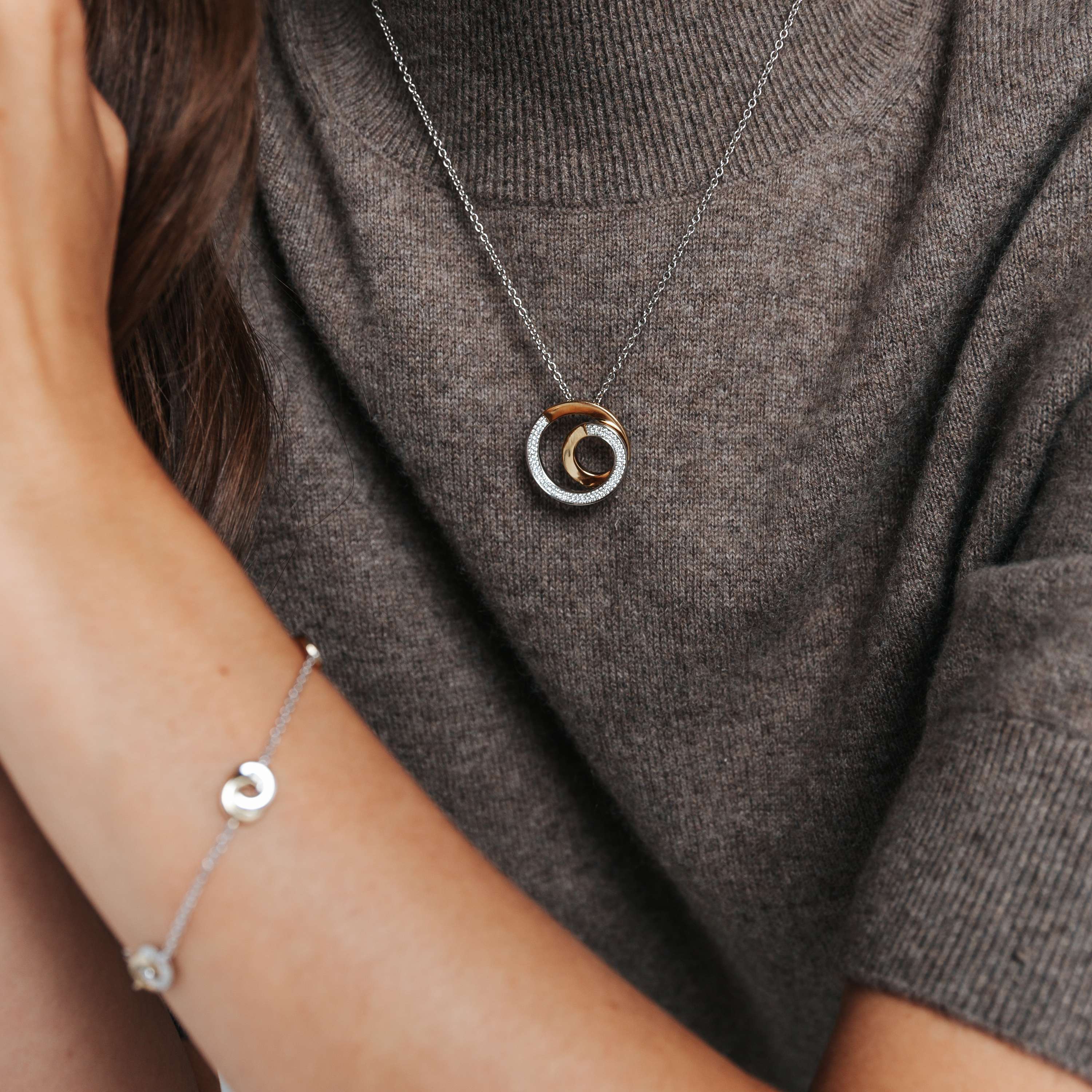 Connected Zirkonia Ketting - Image 6