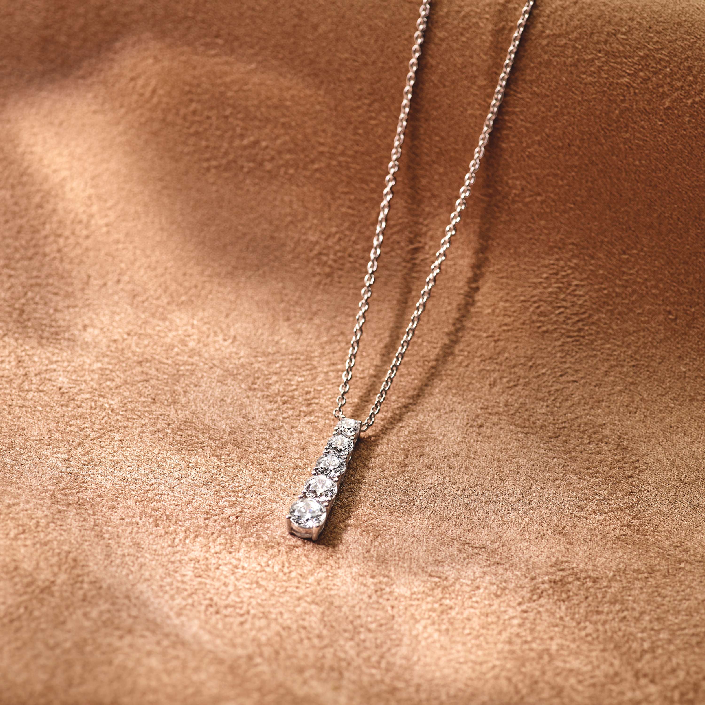 Vertical Zirkonia Ketting - Image 8