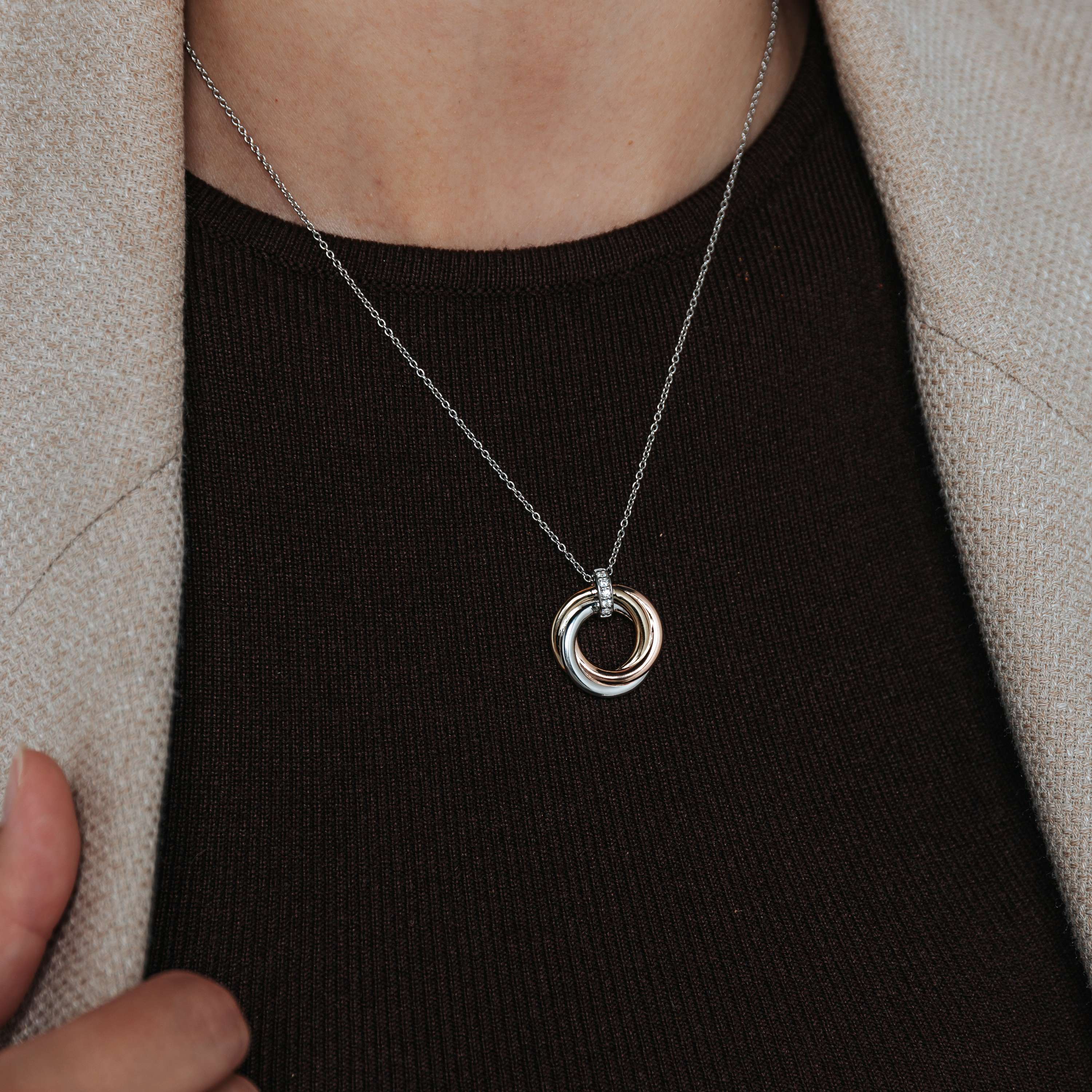 Tricolor Twisted Cirkel Ketting - Image 5