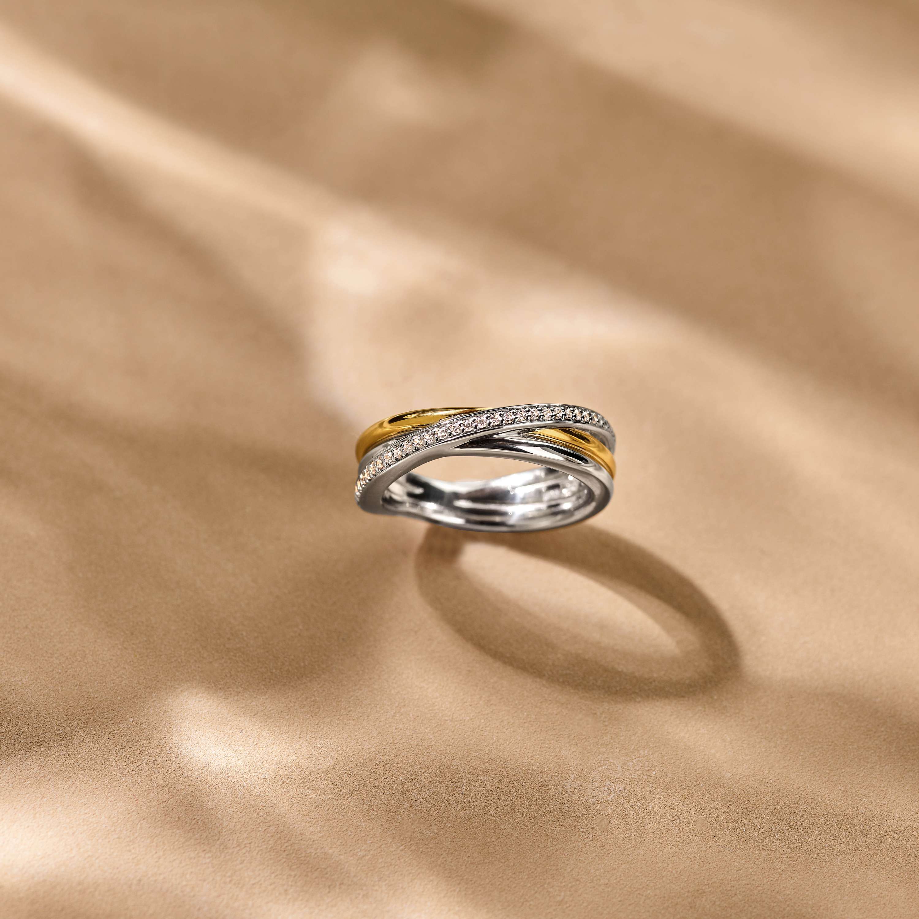 Zirkonia Crossover Ring - Image 10