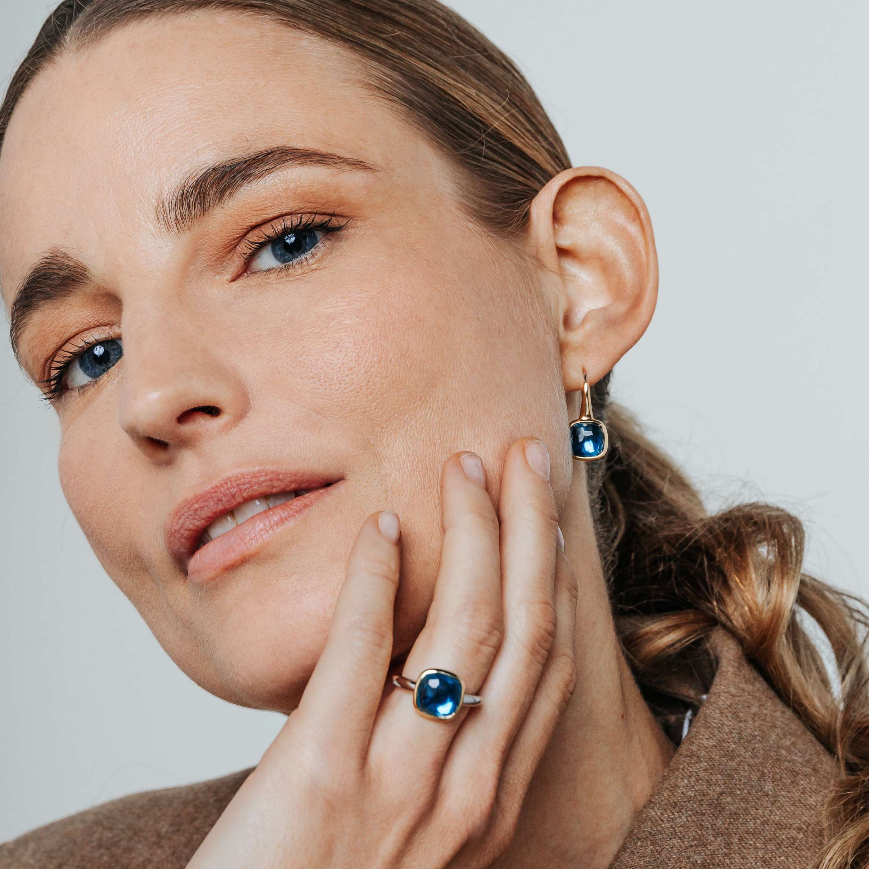 Blauwe Cushion Ring - Image 4