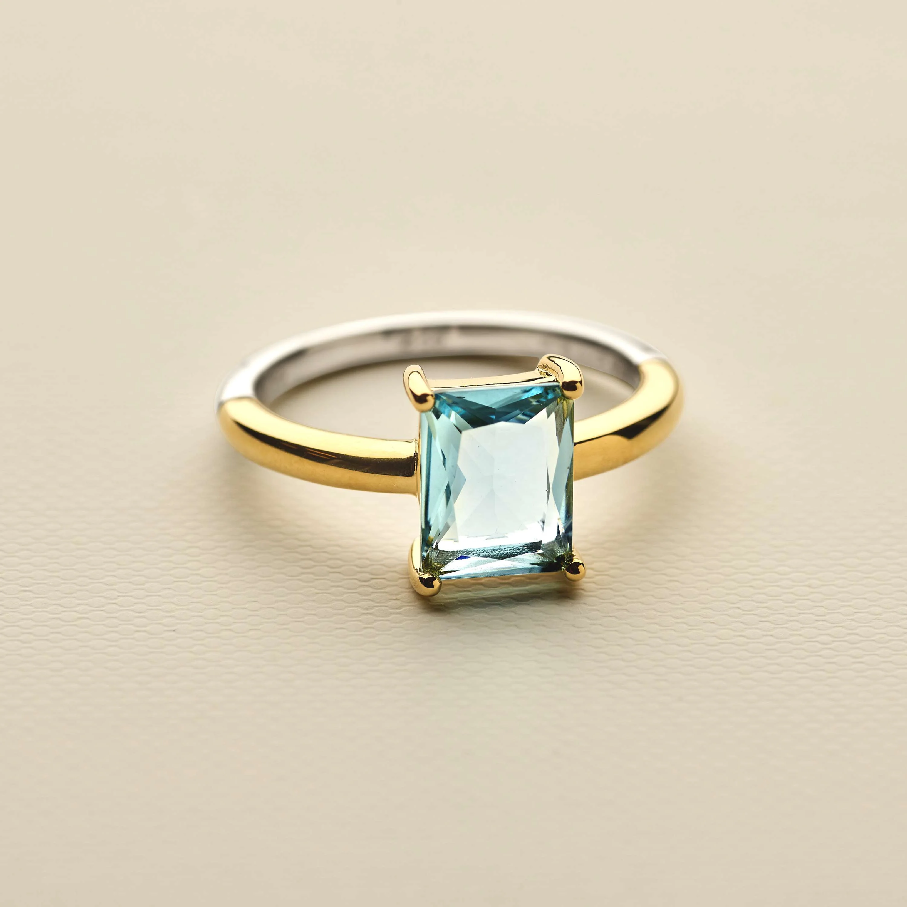 Rectangular Zirkonia Ring Licht Blauw - Image 8
